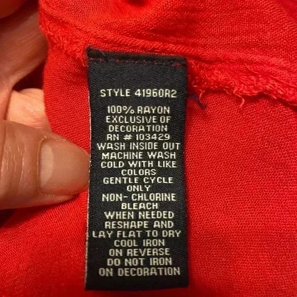 Terre Bleue Women’s Embroidered Peasant top in Racing Red with white design XXL - Picture 6 of 6